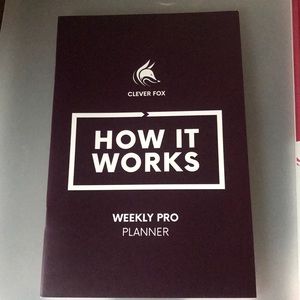 Clever Fox Planner Pro Non-dated Weekly planner